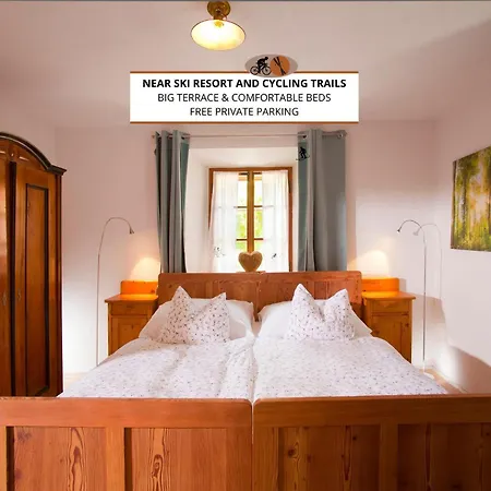 Guest house Juvanova Hisa - And